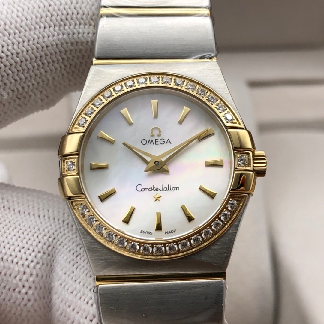 CONSTELLATION LADIES 27MM GOLD DIAMOND BEZEL