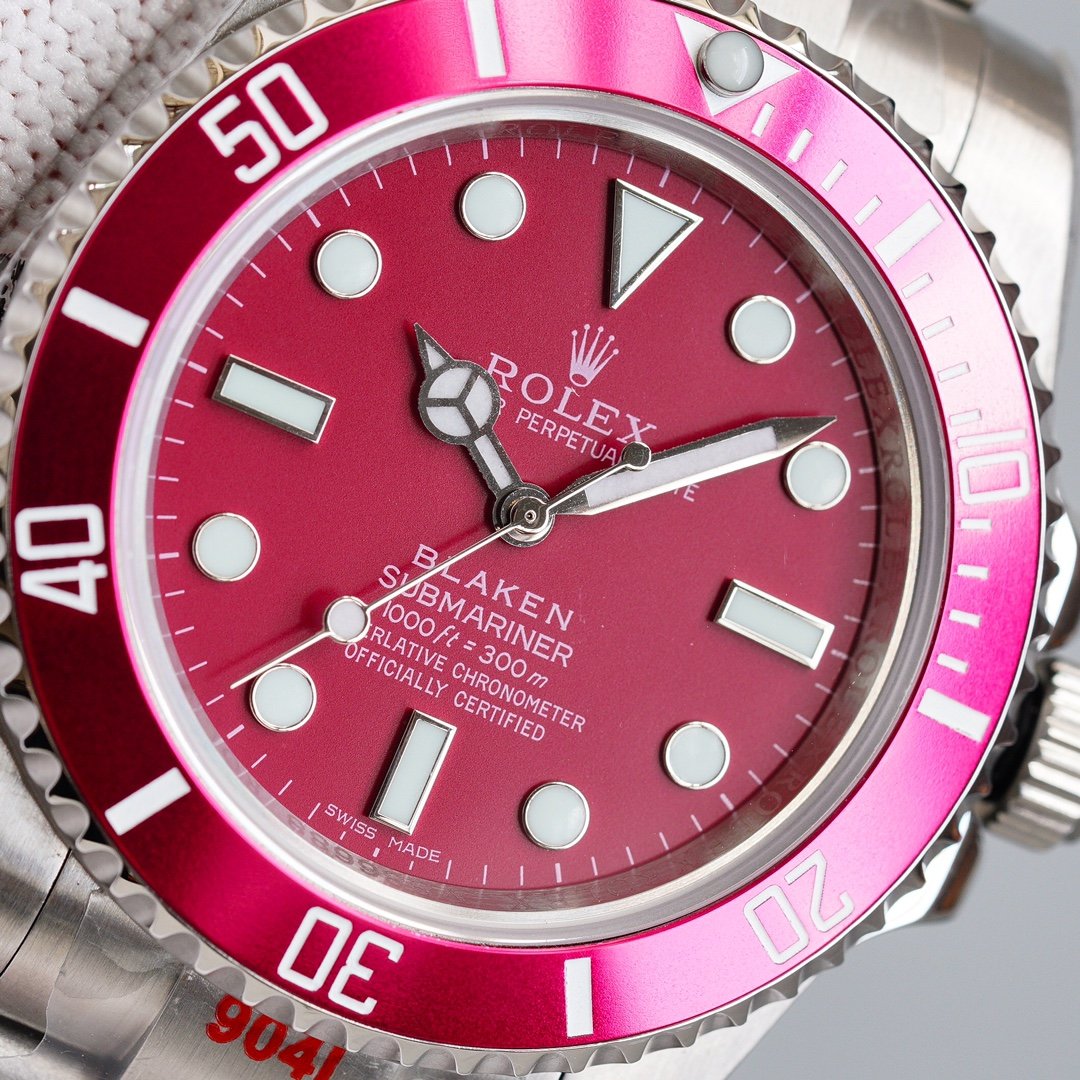 SUBMARINER 40 CUSTOM DARK PINK BEZEL