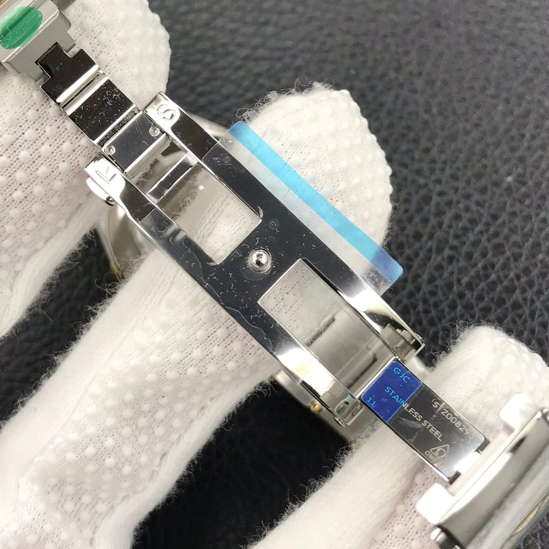 CONSTELLATION 28MM QUART DIAMOND BEZEL MOP DIAL