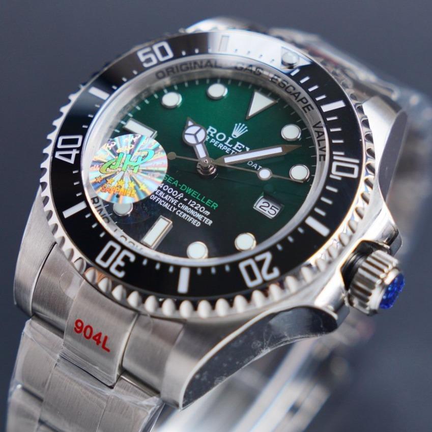SEA-DWELLER CUSTOM DEEP GREEN DIAL