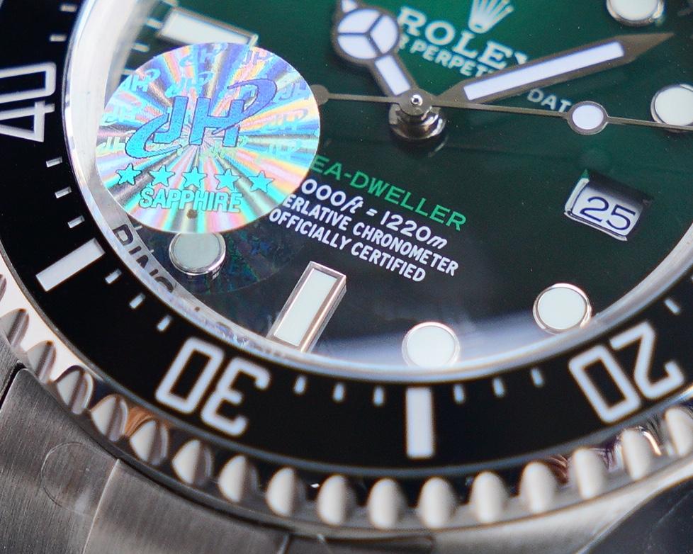 SEA-DWELLER CUSTOM DEEP GREEN DIAL