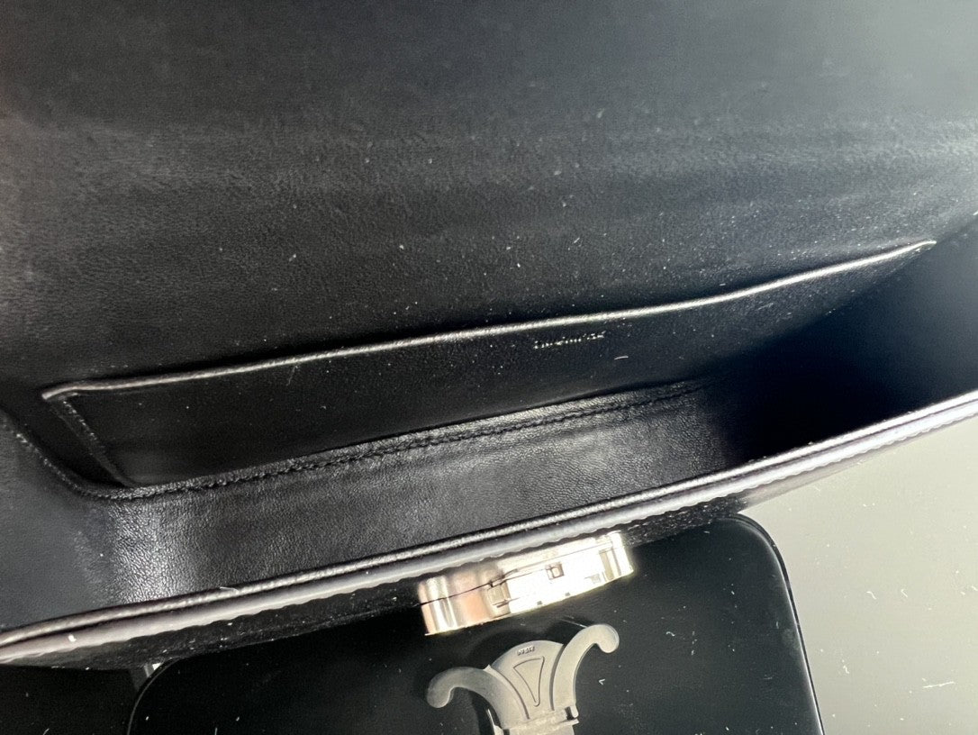 CLASSIC TRIOMPHE 20 BLACK CALFSKIN SILVER HARDWARE