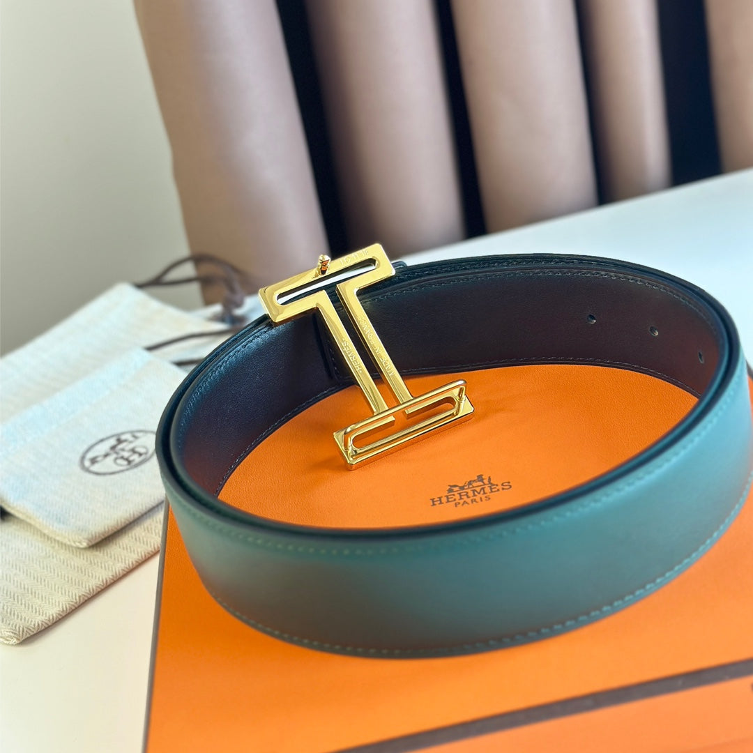 HM BELT BUCKLE & REVERSIBLE TEAL GREEN AND BLACK LEATHER STRAP 38MM GOLD HARDWARE