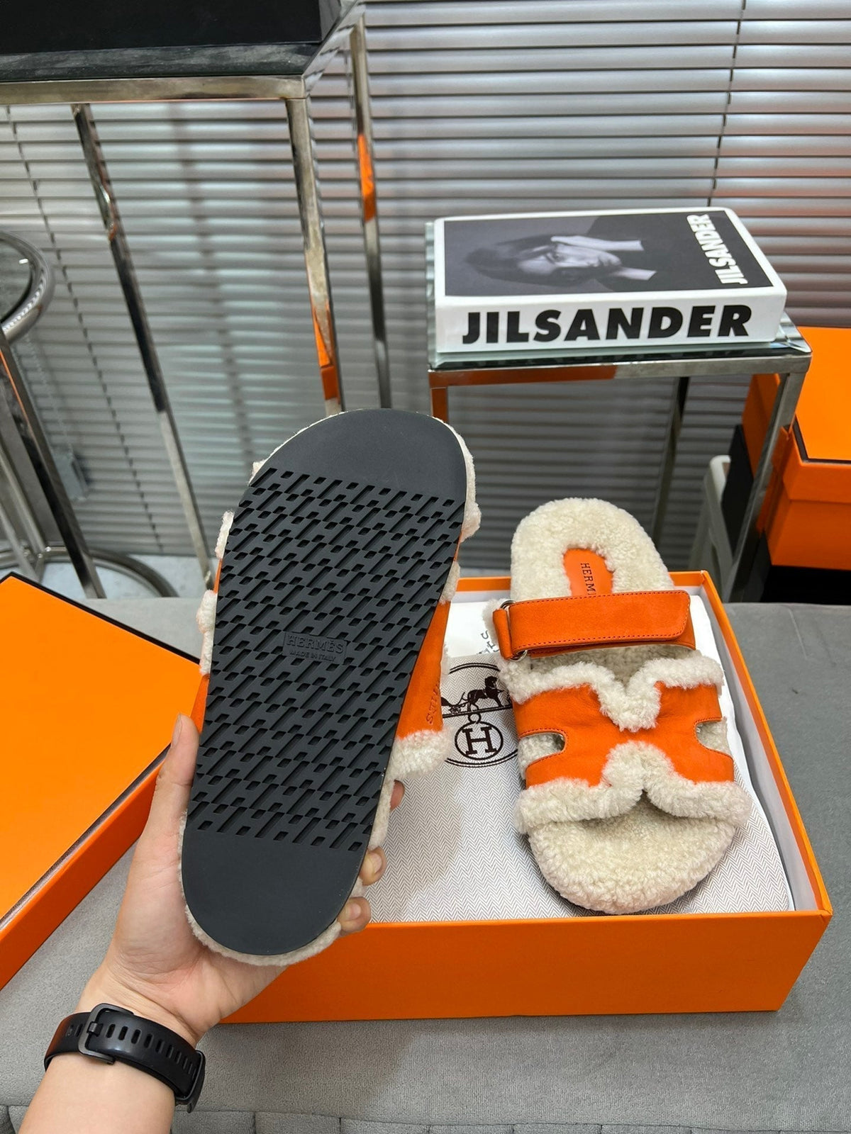 HM Chypre Sandal In Orange Suede And Fleece Lining 953827