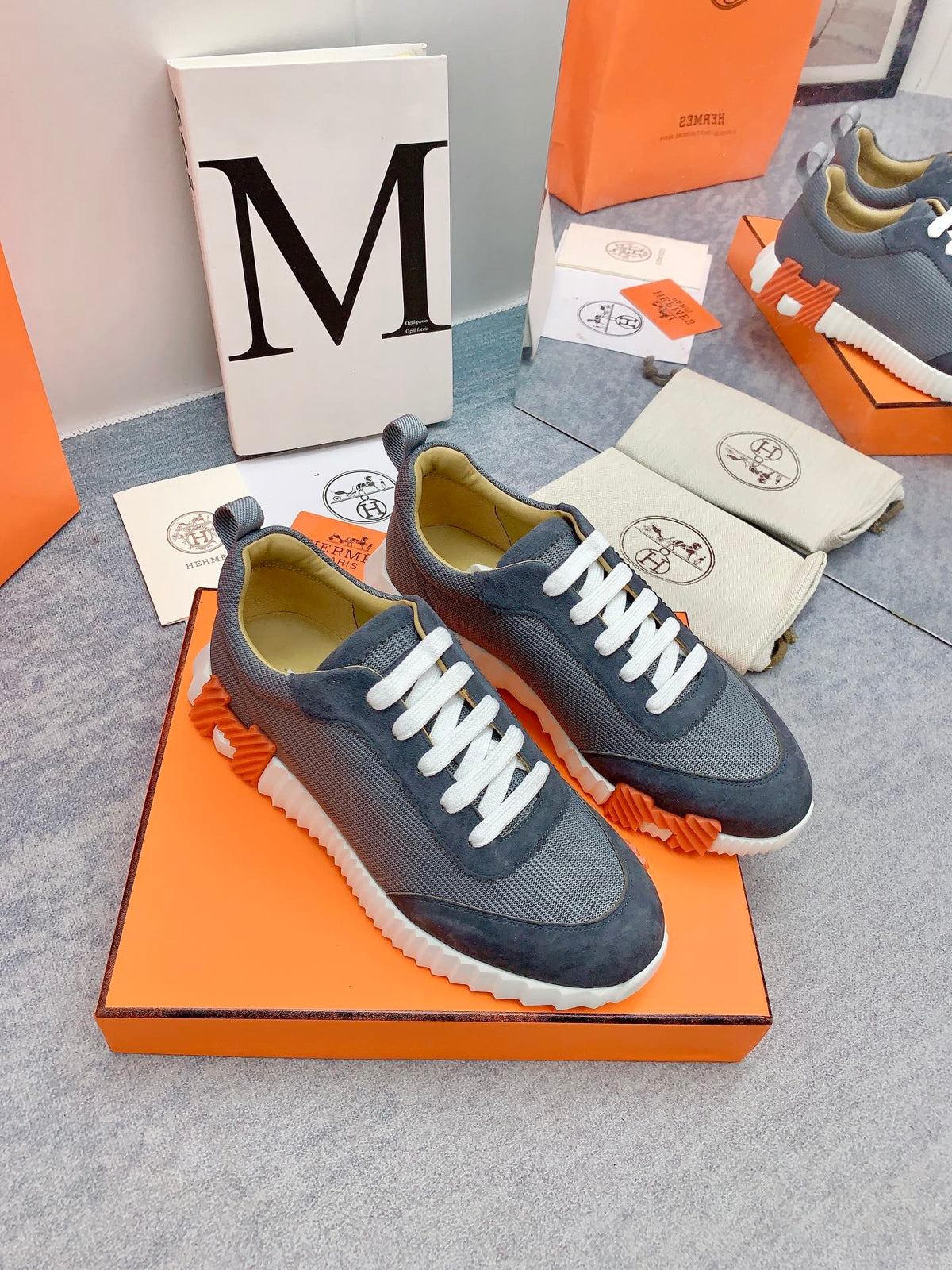HM Bouncing Sneaker In Dark Grey Mesh Fabric 106461