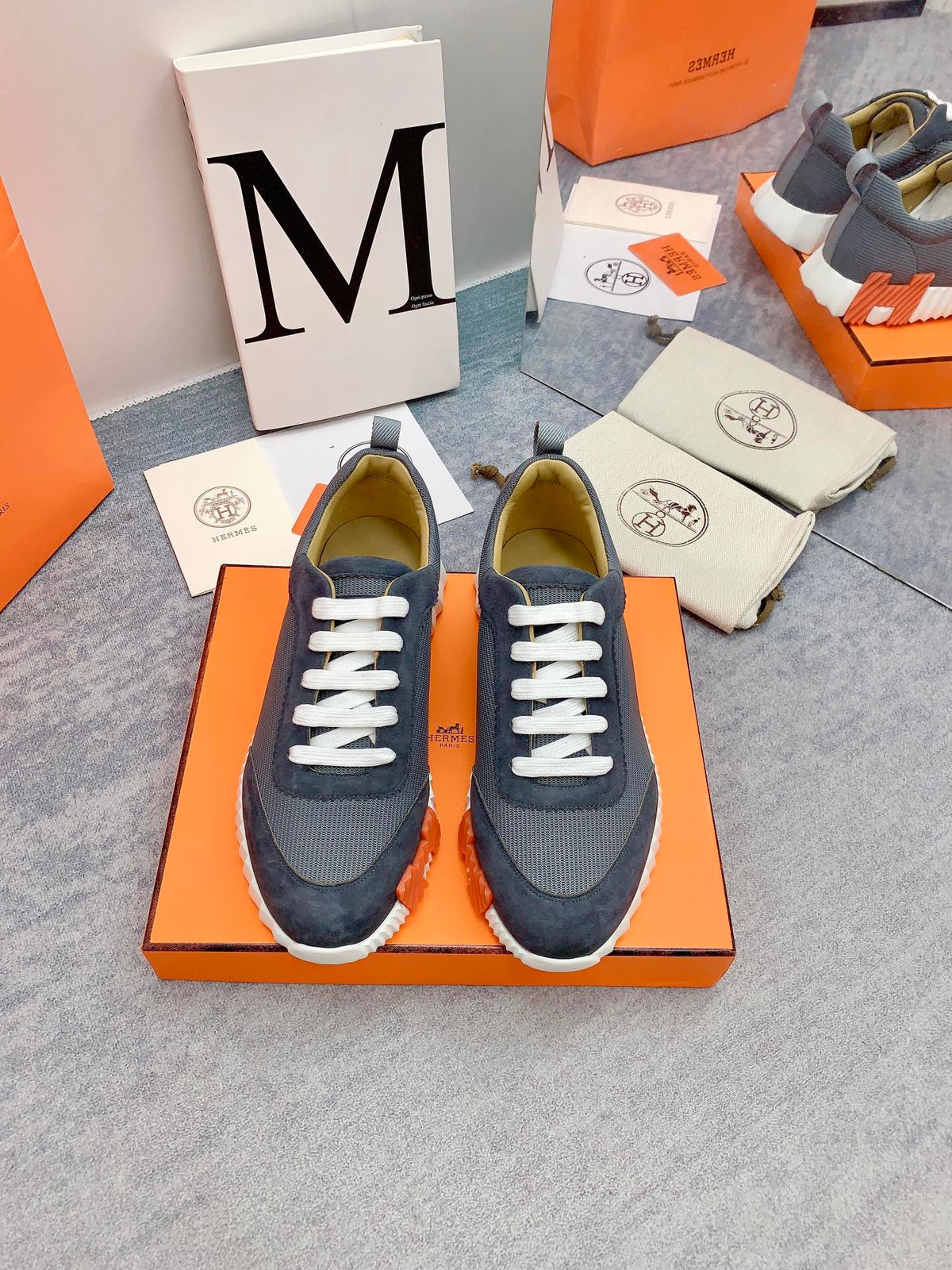 HM Bouncing Sneaker In Dark Grey Mesh Fabric 106461
