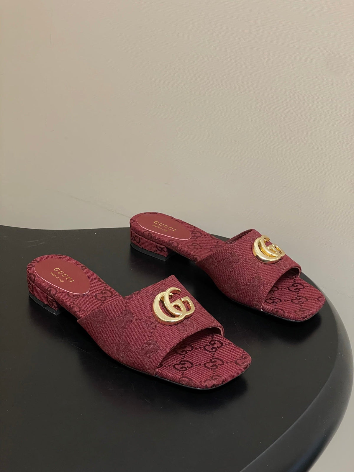 GG 26ss Flat Slippers Canvas Monogram