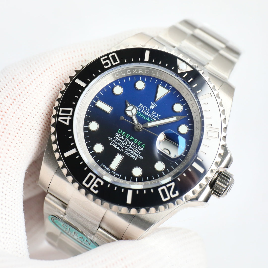 Rolex Sea-Dweller 43mm Silver Blue