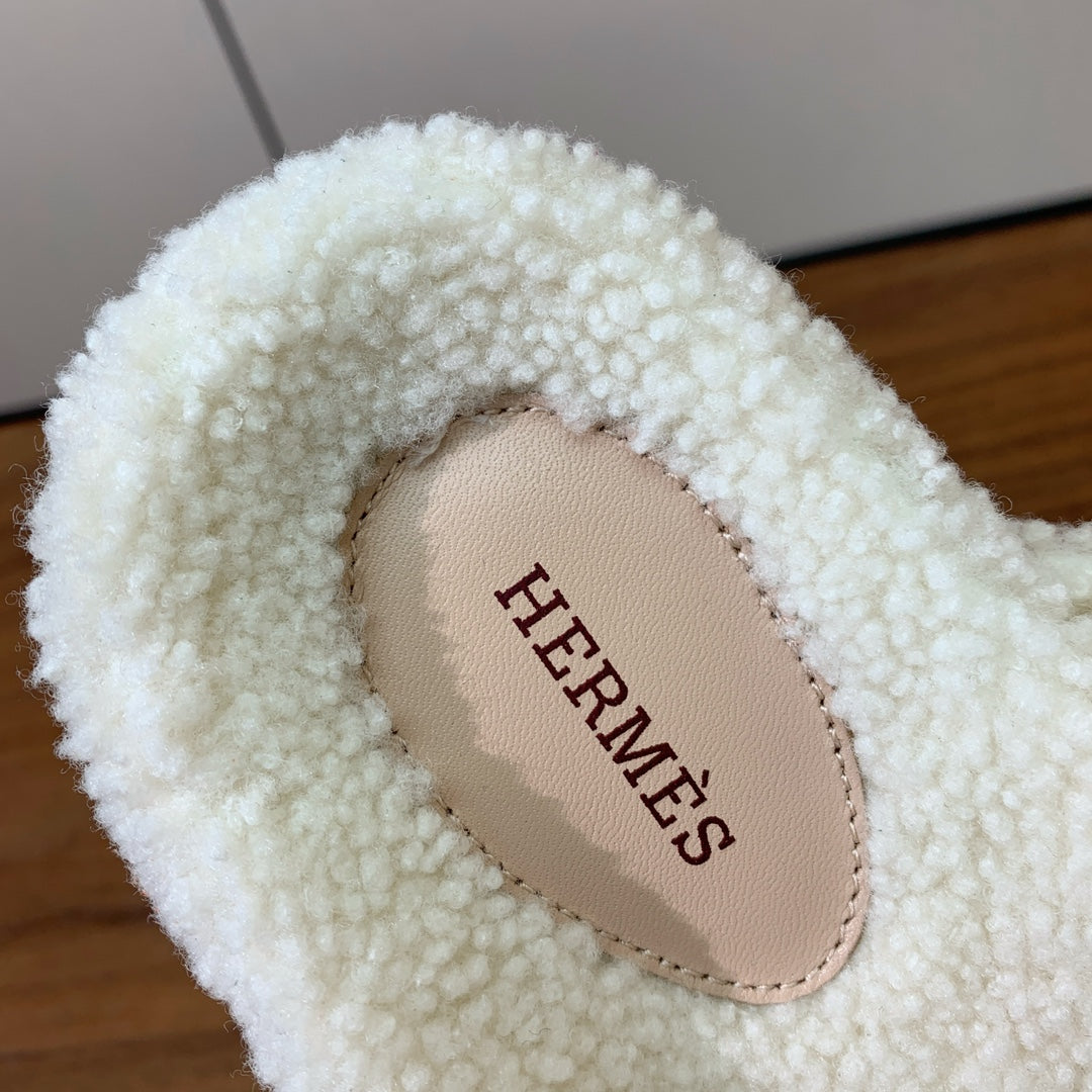 HM Chypre Sandal In Army Green Mix Pink Fleece And Suede 984192