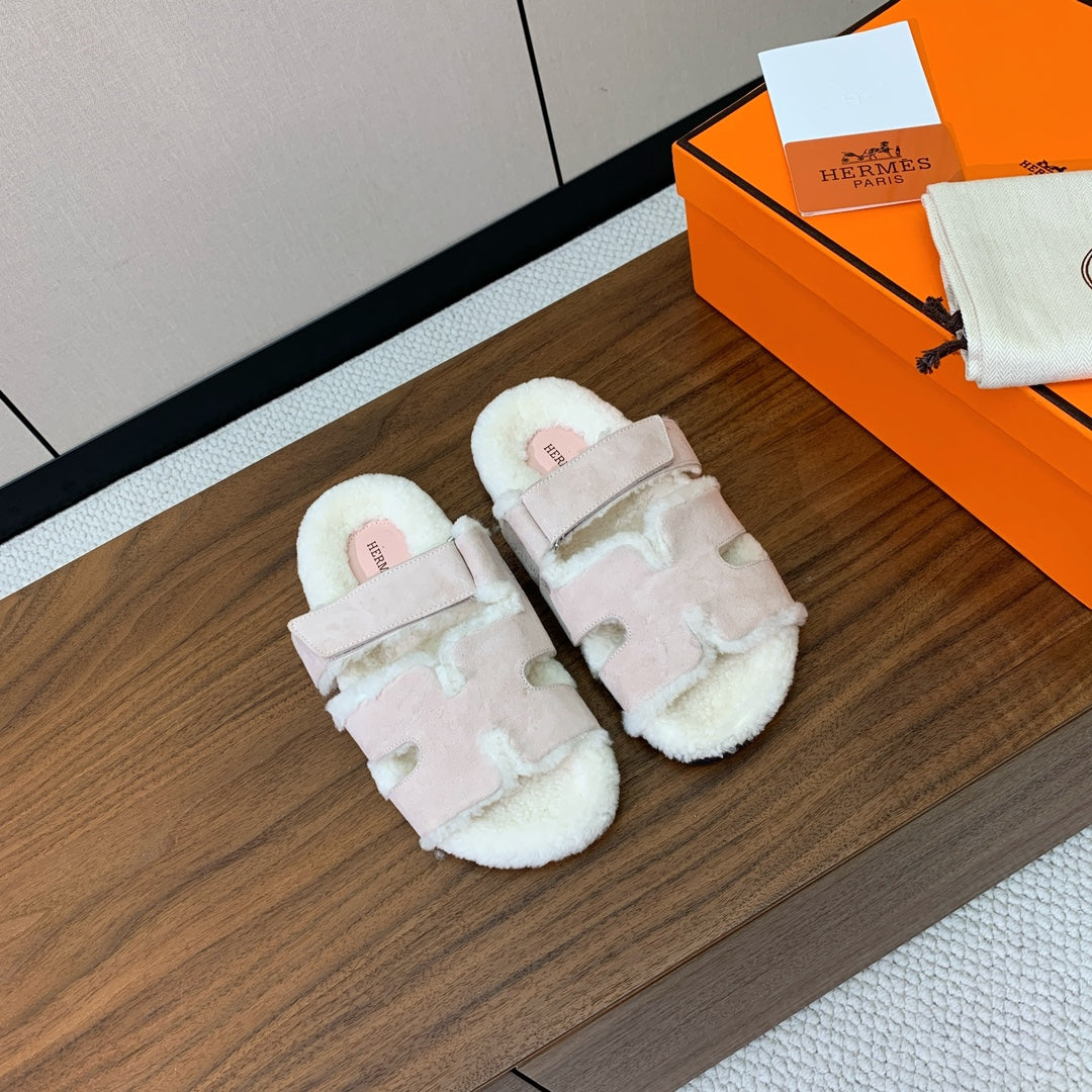 HM Chypre Sandal In Light Pink Mix White Fleece And Suede 984194