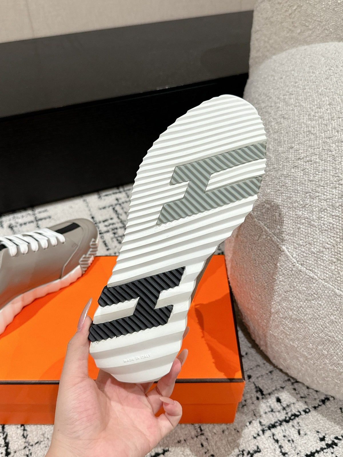 HM Jump Sneaker In Grey Cowhide 985307