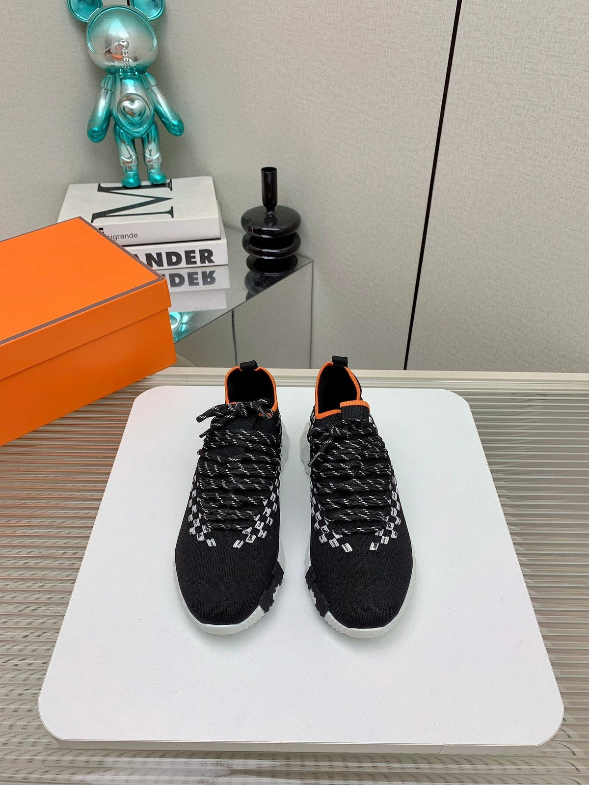 HM Flex slip-on sneaker In Black Woven Fabric 106318