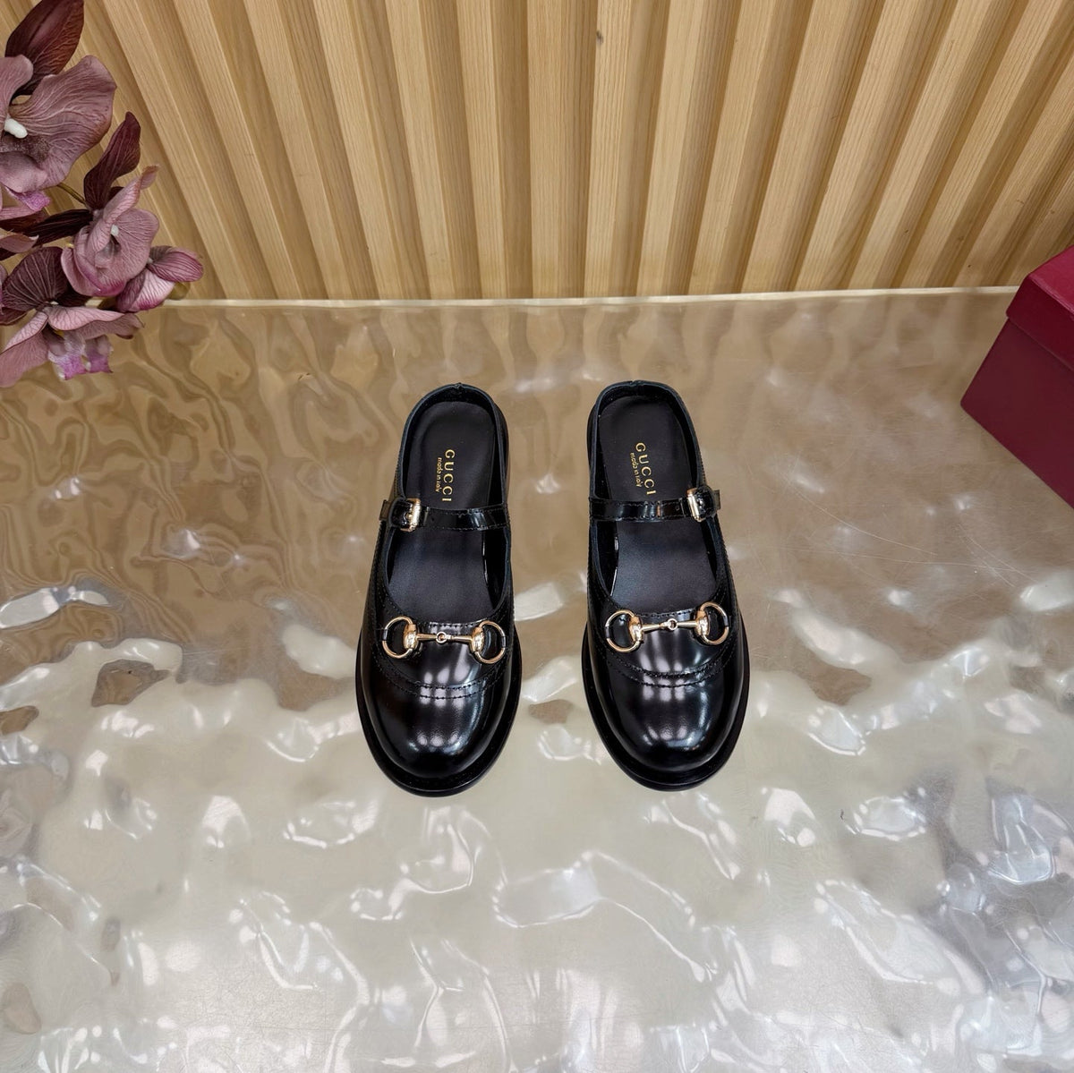GG 26 Mule Black Sheepskin 589458
