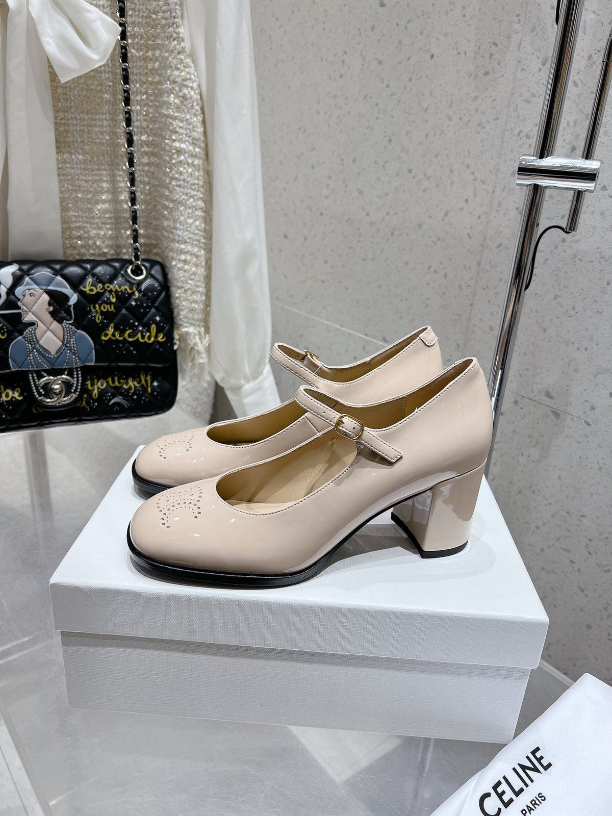 HIGH MARY JANE SHOES IN TAN BEIGE PATENT CALFSKIN