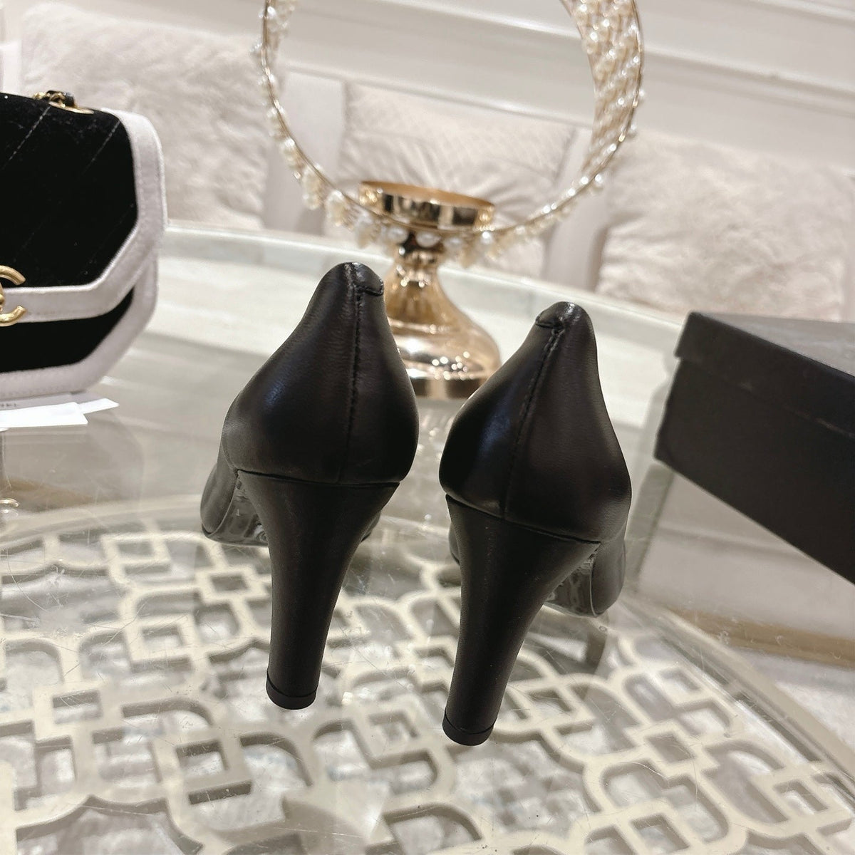 CC 26s High Heels Pump 85 Black Sheepskin 627010