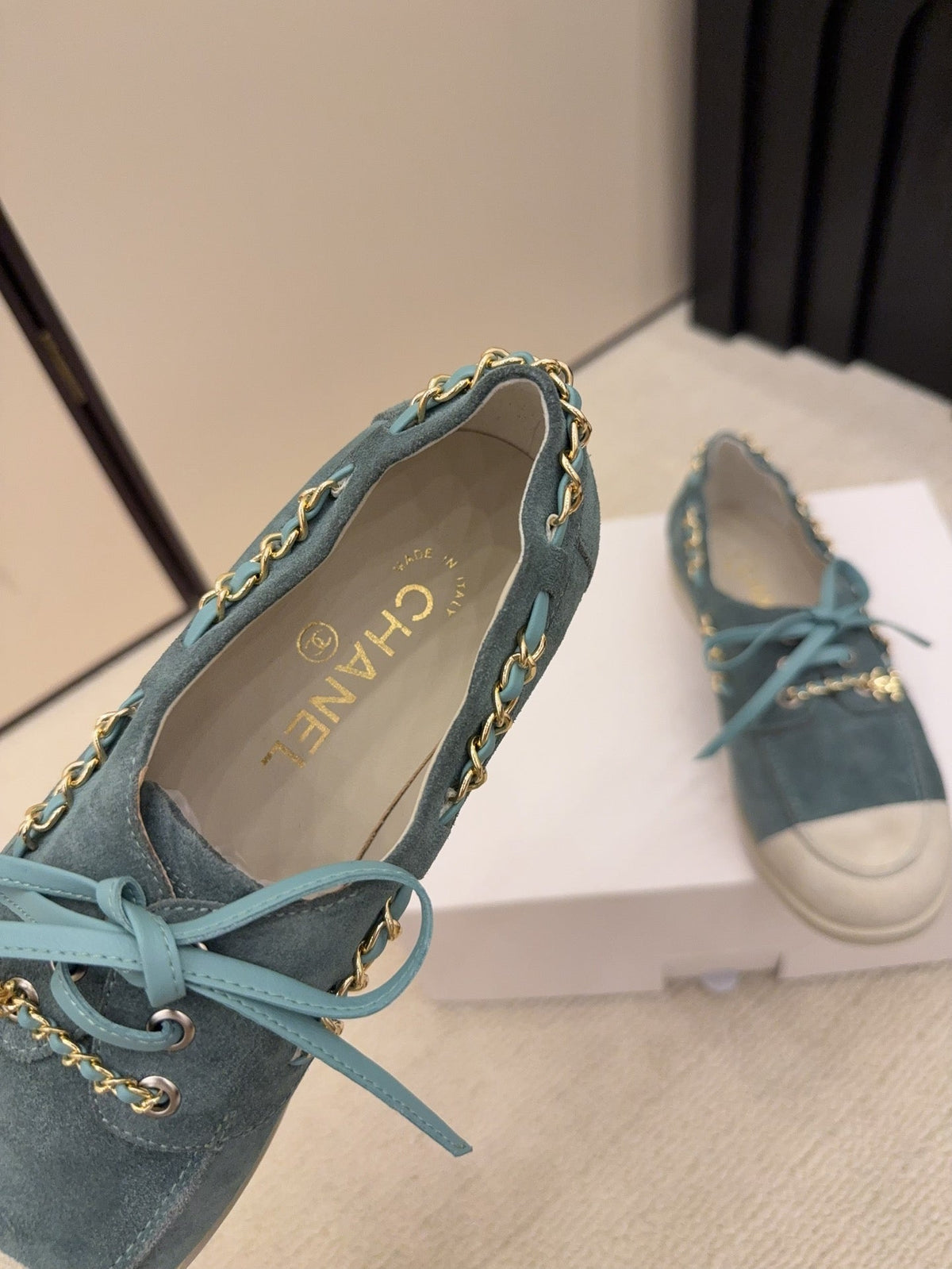 CC 26 Mocassin Loafer Blue Suede 588897