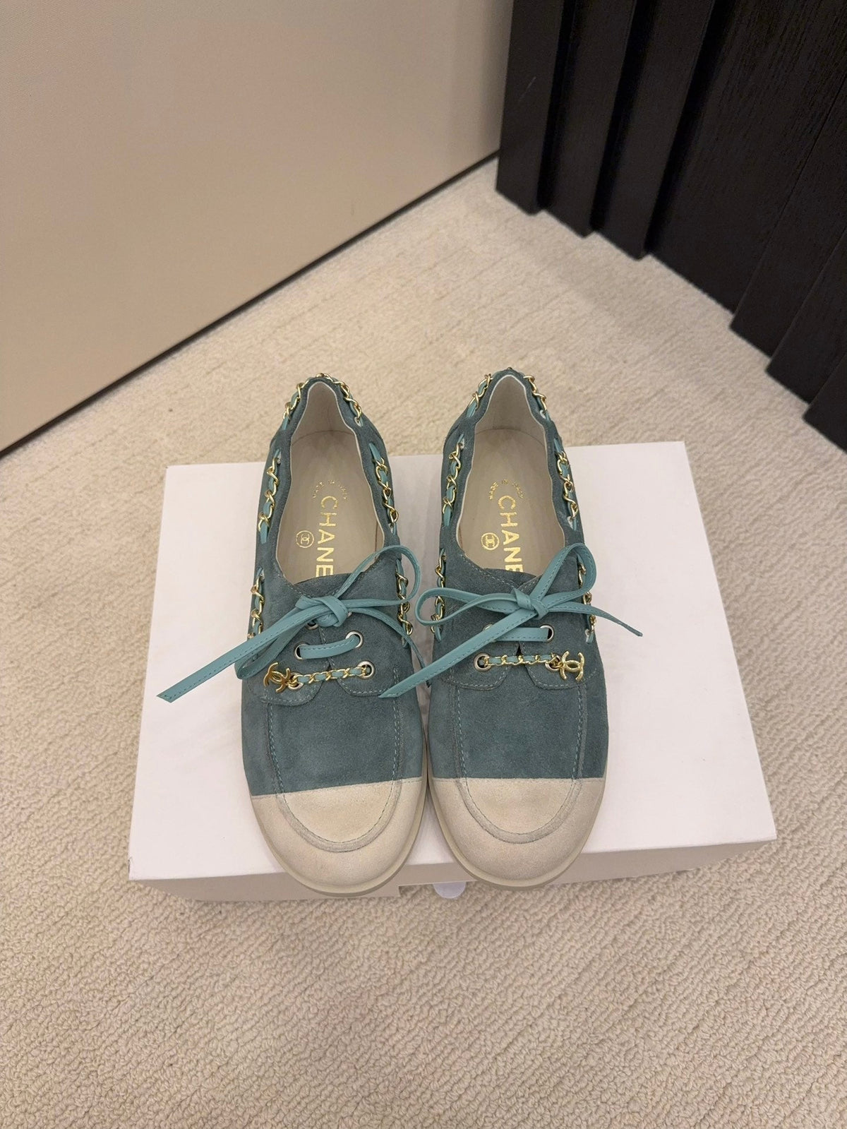 CC 26 Mocassin Loafer Blue Suede 588897