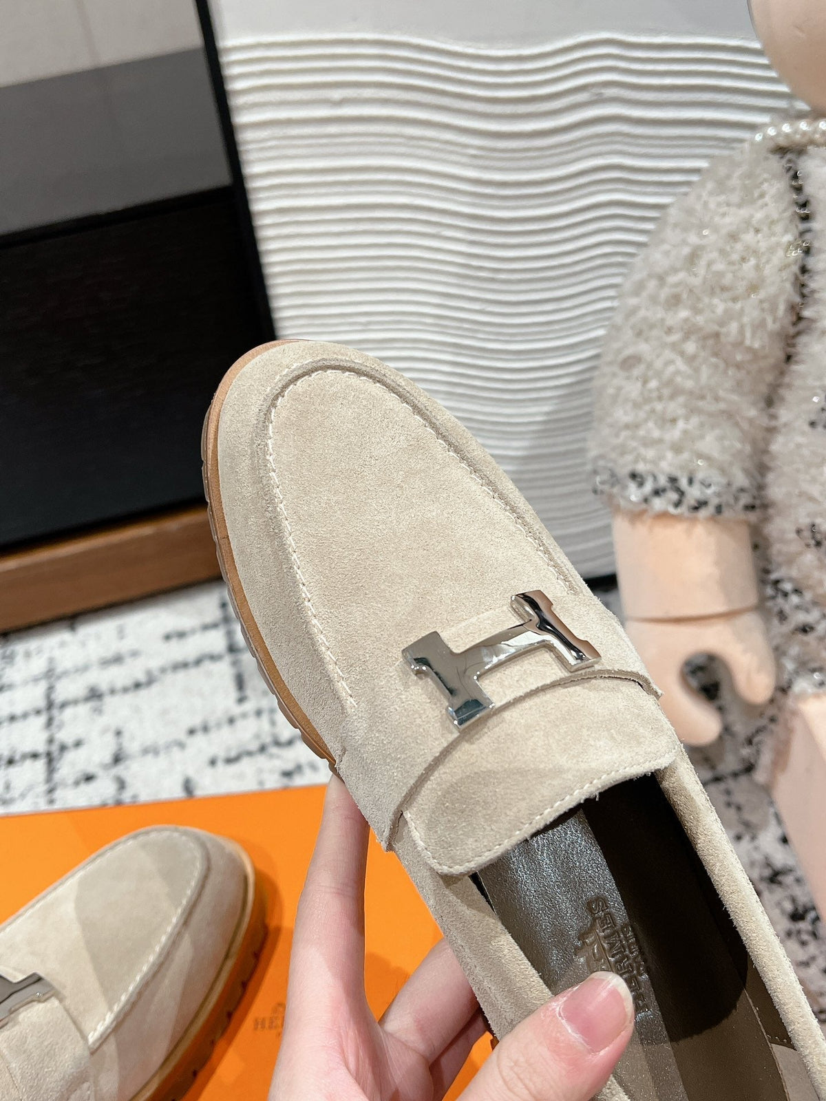 HM Faubourg Loafer In Nude Suede 118747