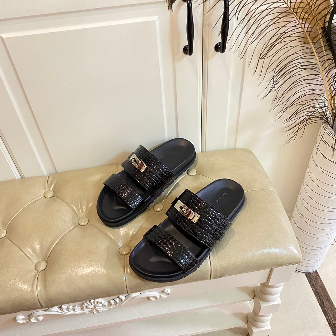 HM Jackson Sandal Black Embossed Pattern Cowhide 958028