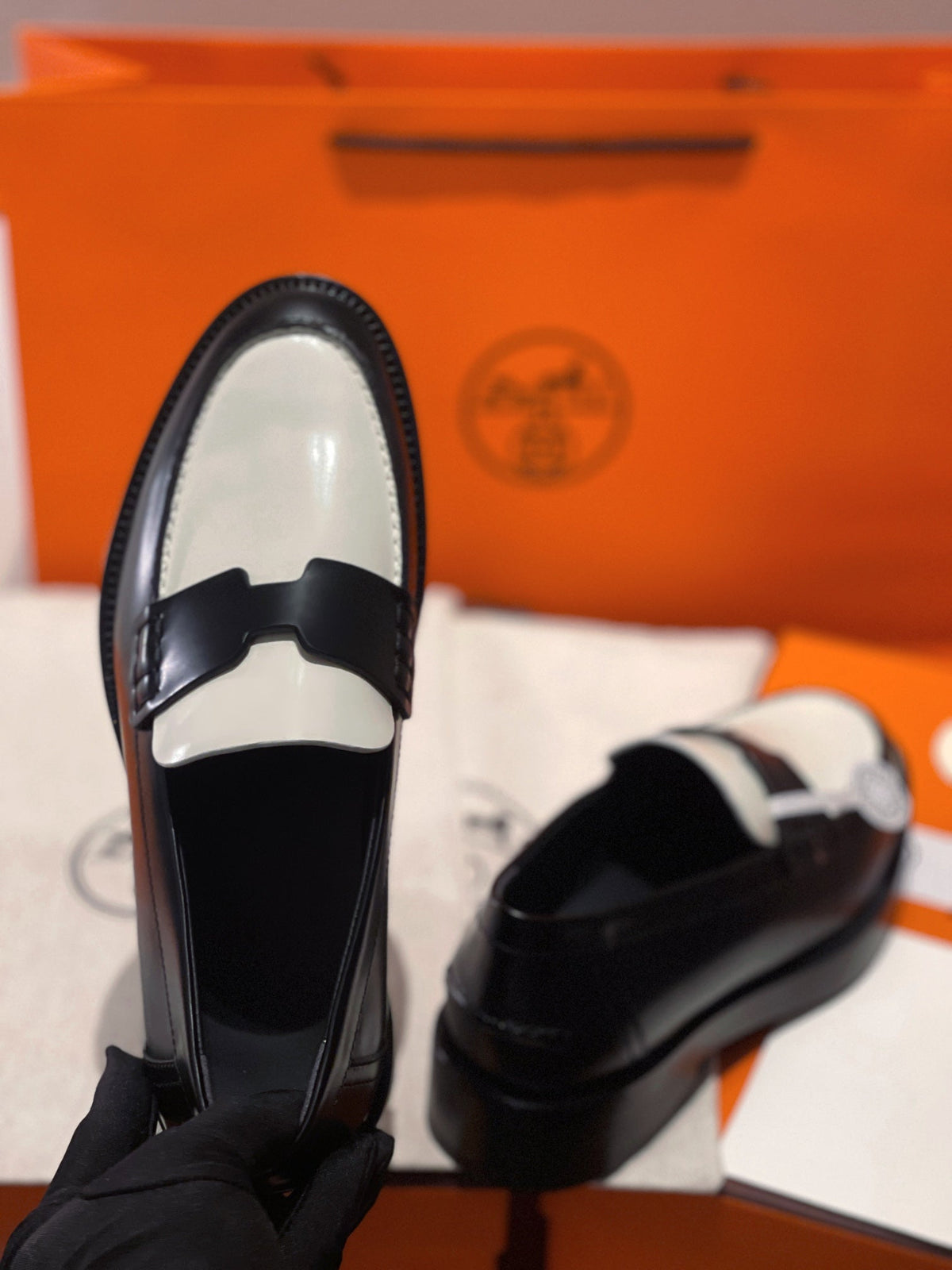 HM Loafer In White Calfskin 100159
