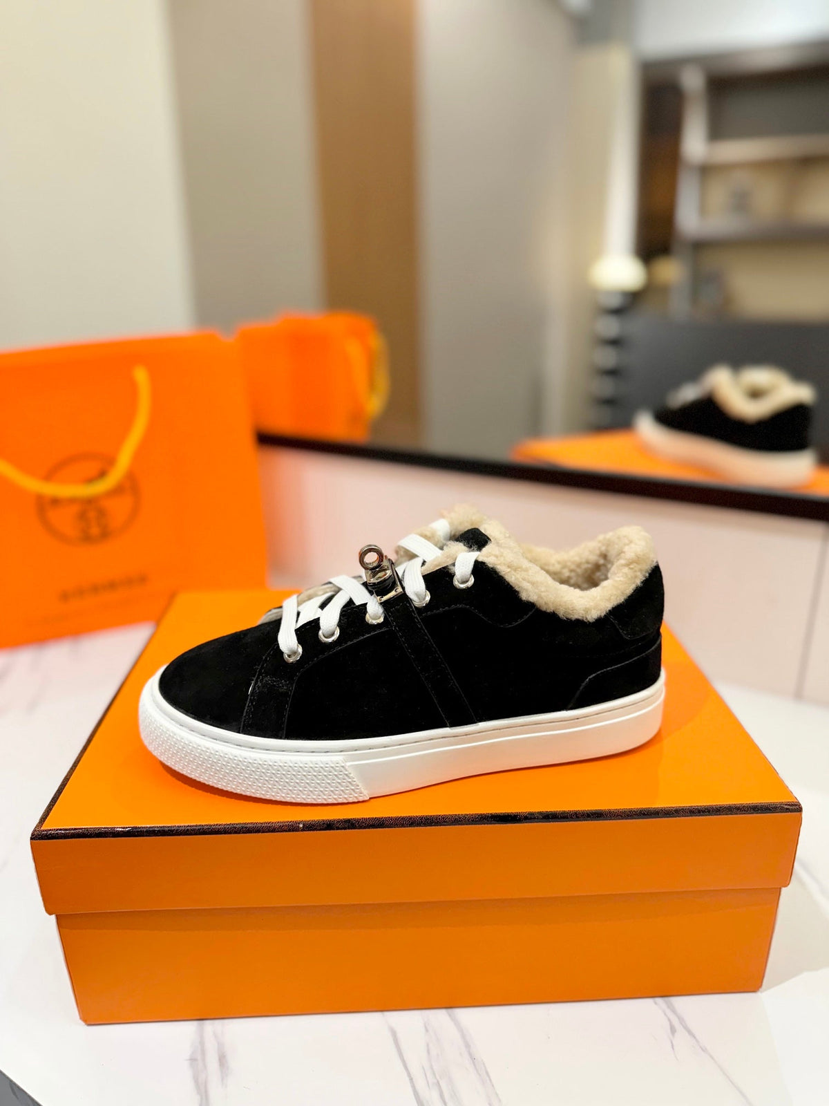 HM Day Sneaker Black With Wool Lining Suede 983044