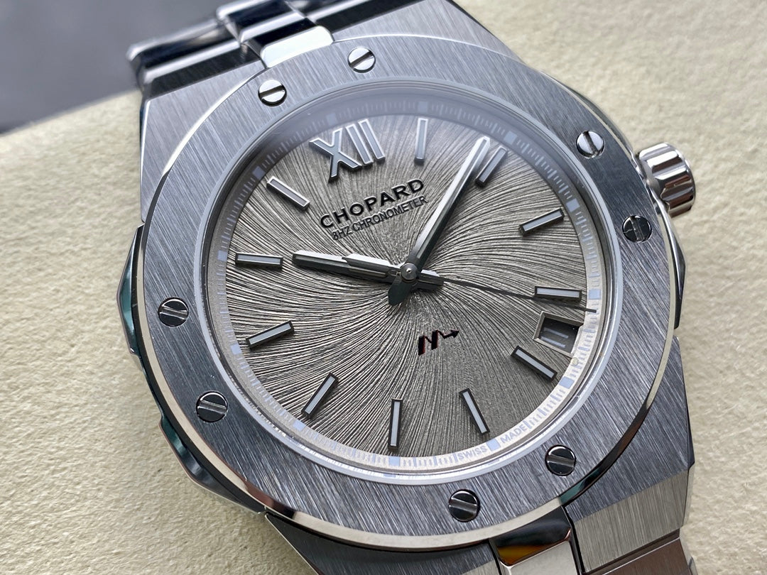Alpine Eagle 41mm Silver Grey Dial