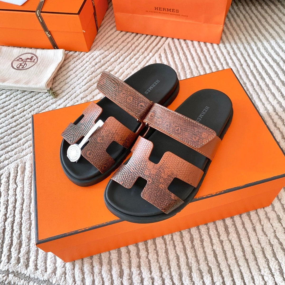 HM Chypre Sandal Ombre Brown Black Cowhide 963217