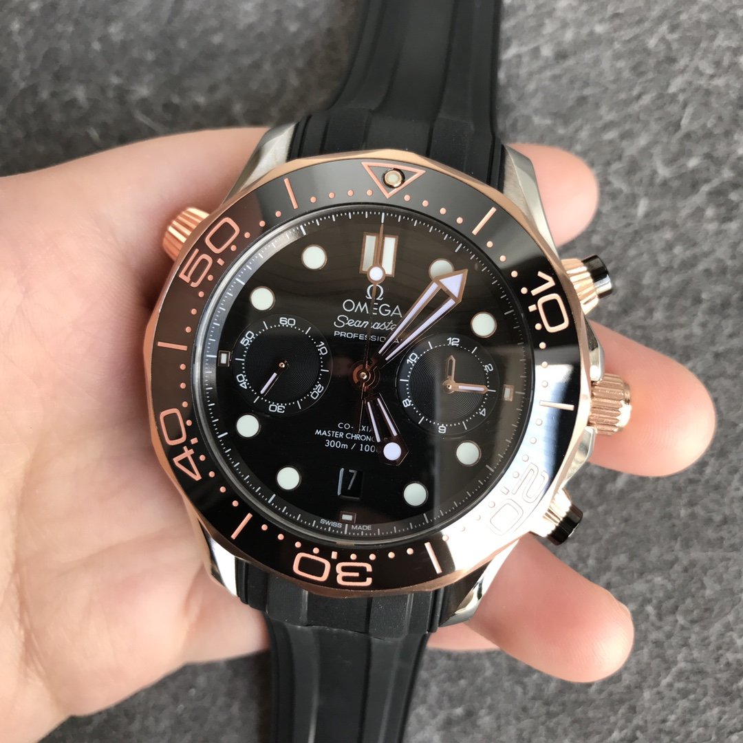 SEAMASTER DIVER 300M ROSE GOLD CASE 44MM CHRONOGRAPH BLACK DIAL
