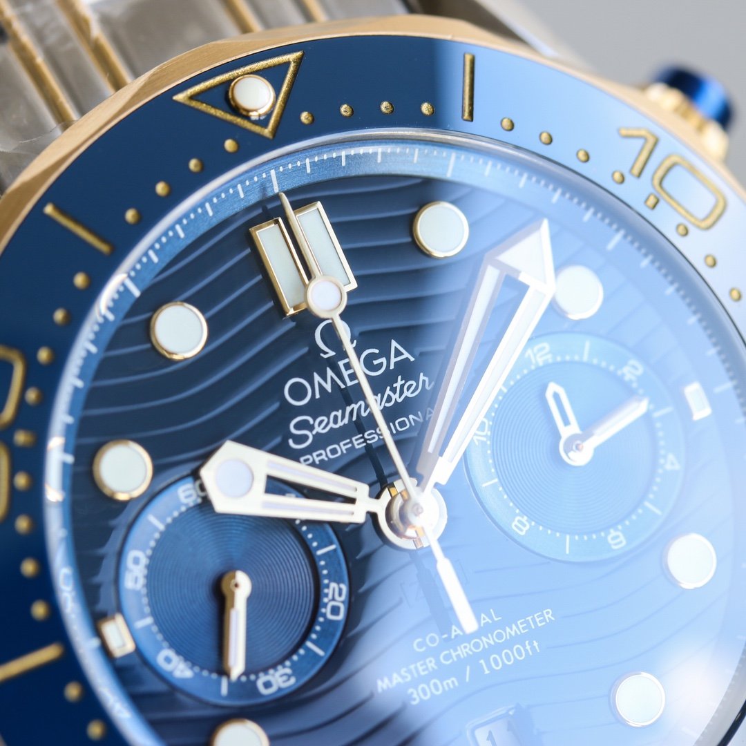 SEAMASTER DIVER 300M CHRONOGRAPH BLUE CERAMIC