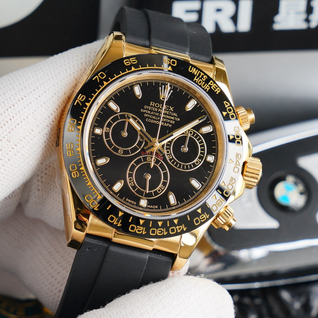 DAYTONA 40MM GOLD CASE BLACK RUBBER STRAP