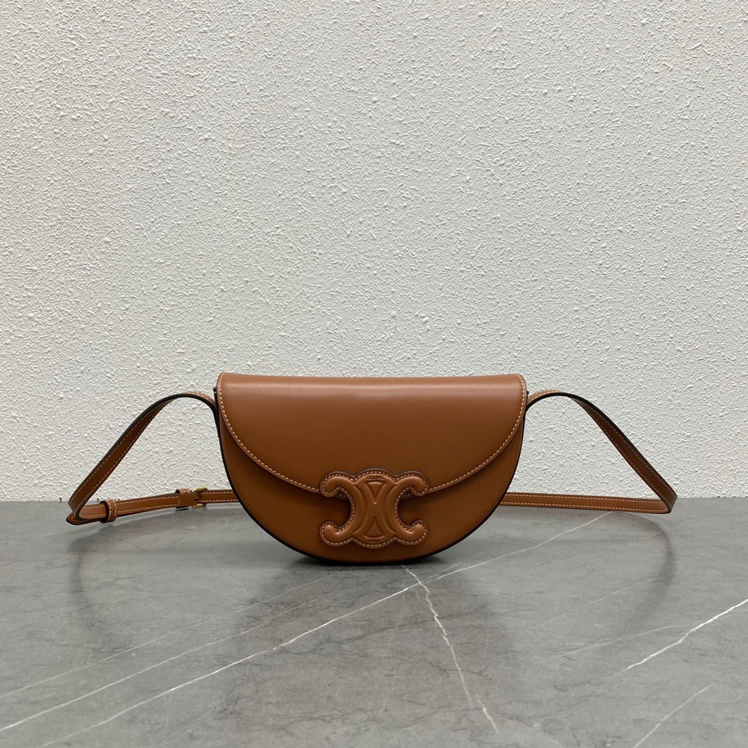 Celine Besace Cuir Bag Triomphe Brown Calfskin