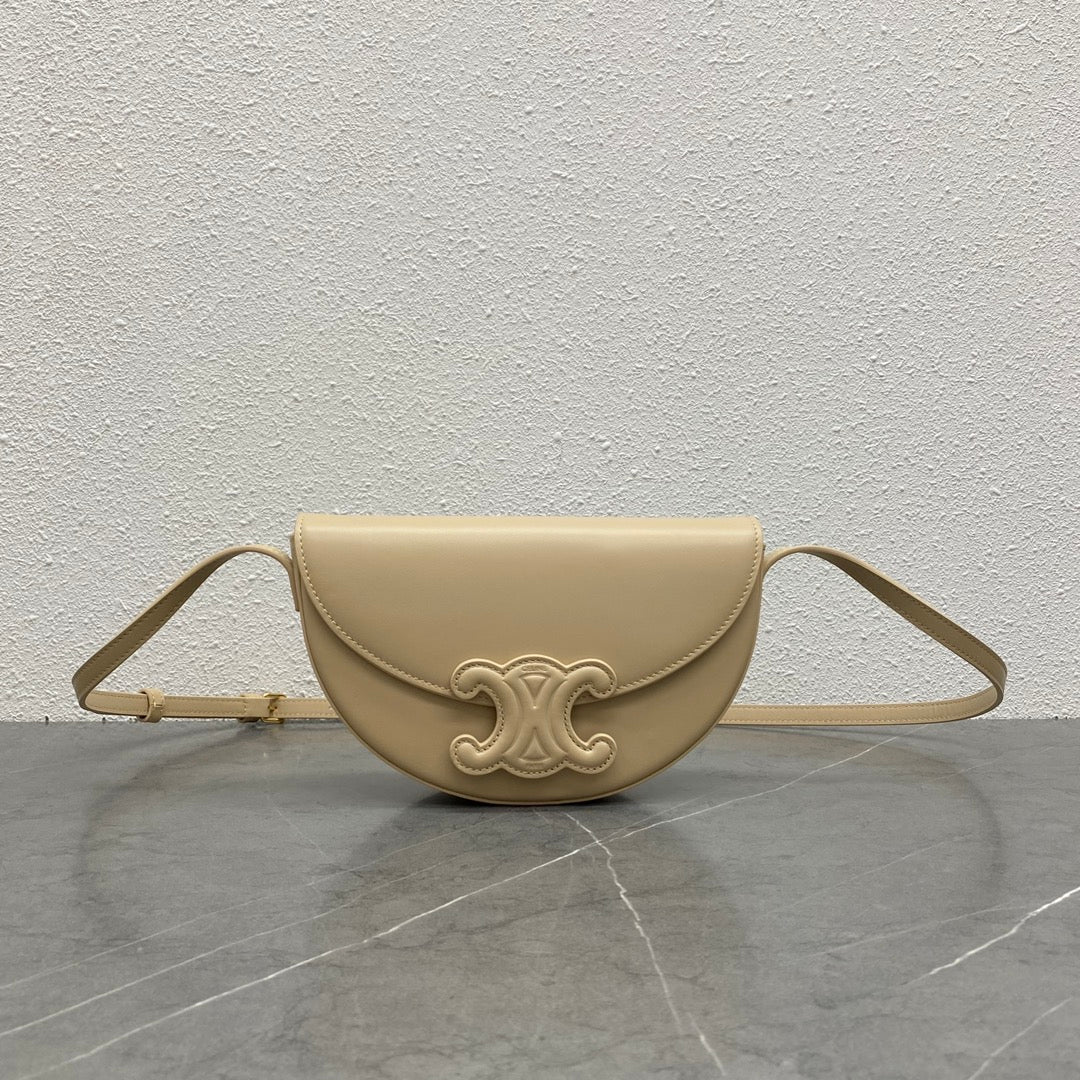 Celine Besace Cuir Bag Triomphe Beige Calfskin