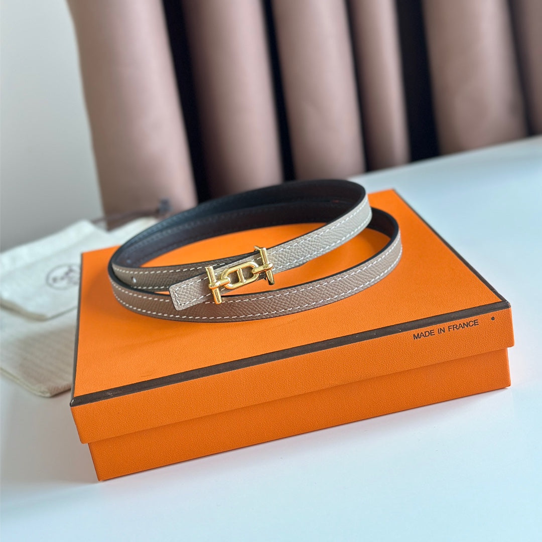 HM ANCRE BUCKLE & REVERSIBLE BLACK AND KHAKI BROWN LEATHER STRAP 13MM GOLD HARDWARE