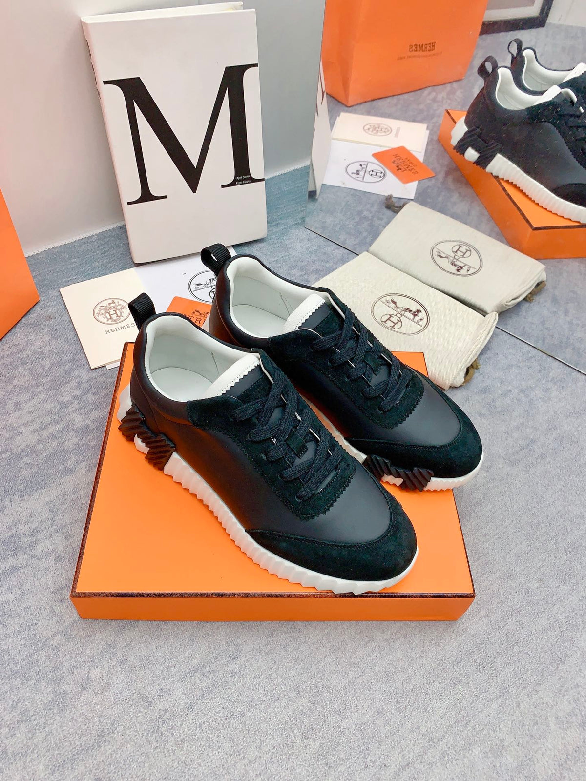 HM Bouncing Sneaker In Black Lambskin 106423