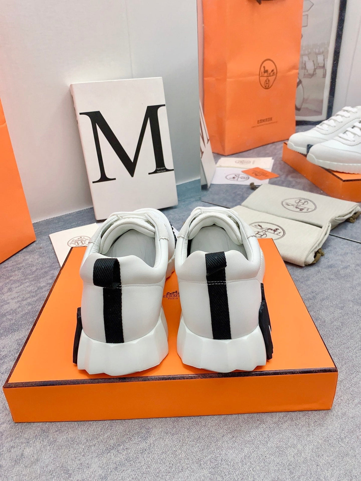HM Bouncing Sneaker In White Silk Lambskin 106449