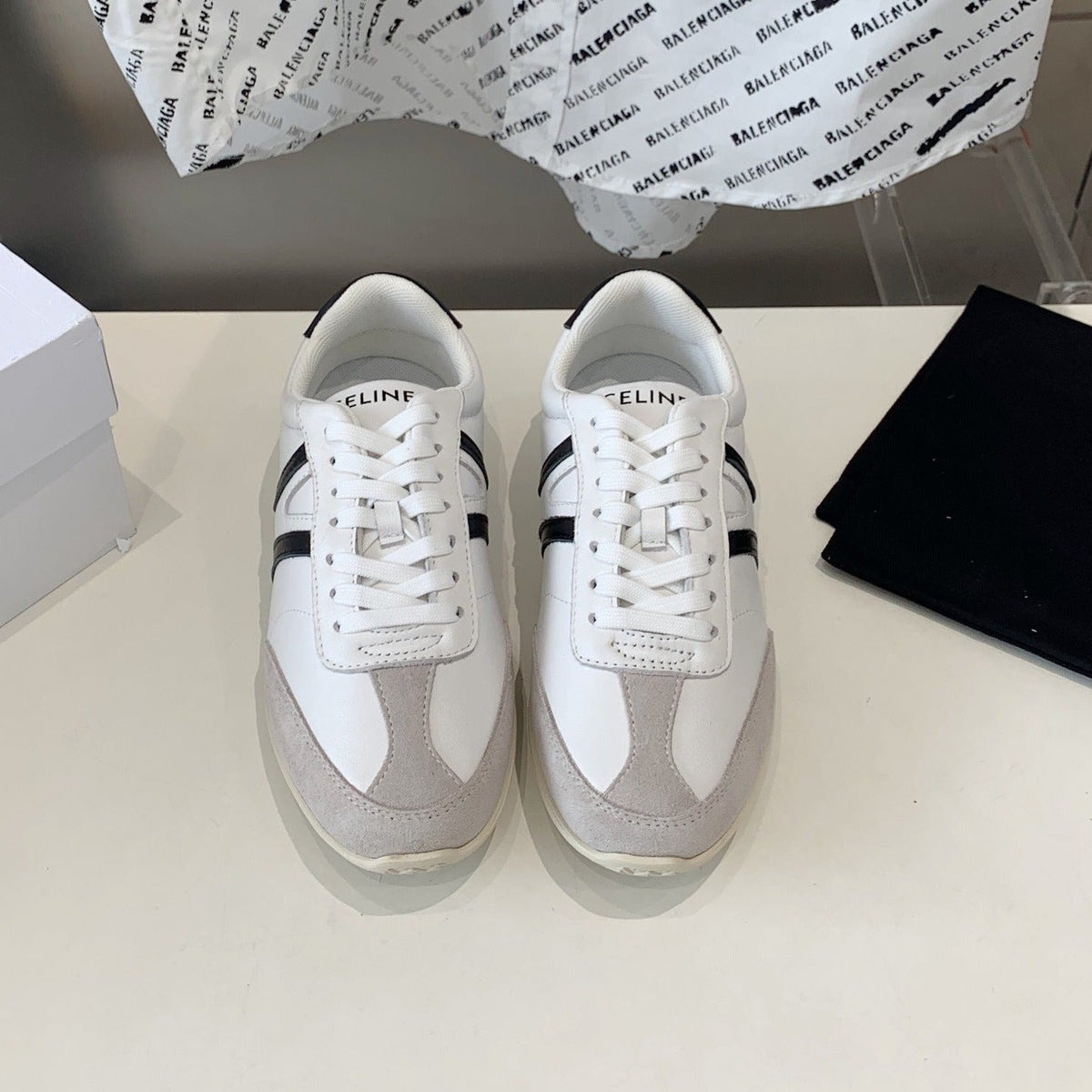 JOGGER LOW LACE-UP SNEAKER IN CALFSKIN & SUEDE CALFSKIN OPTIC WHITE/GREY/BLACK