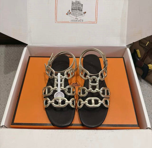 HM 26s Naos Sandal Black Sliver Leather