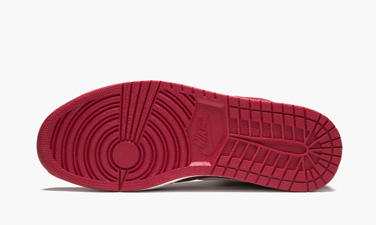 Air Jordan 1 Retro High OG “Gym Red” Sneakers - Vintage Inspired