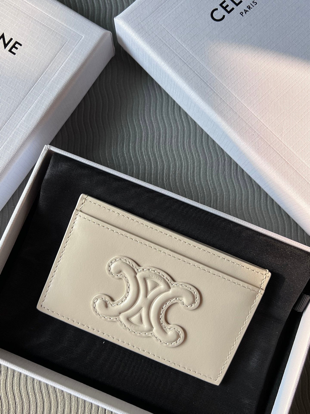 TRIOMPHE 10B703 Card Holder Beige Cowhide Leather