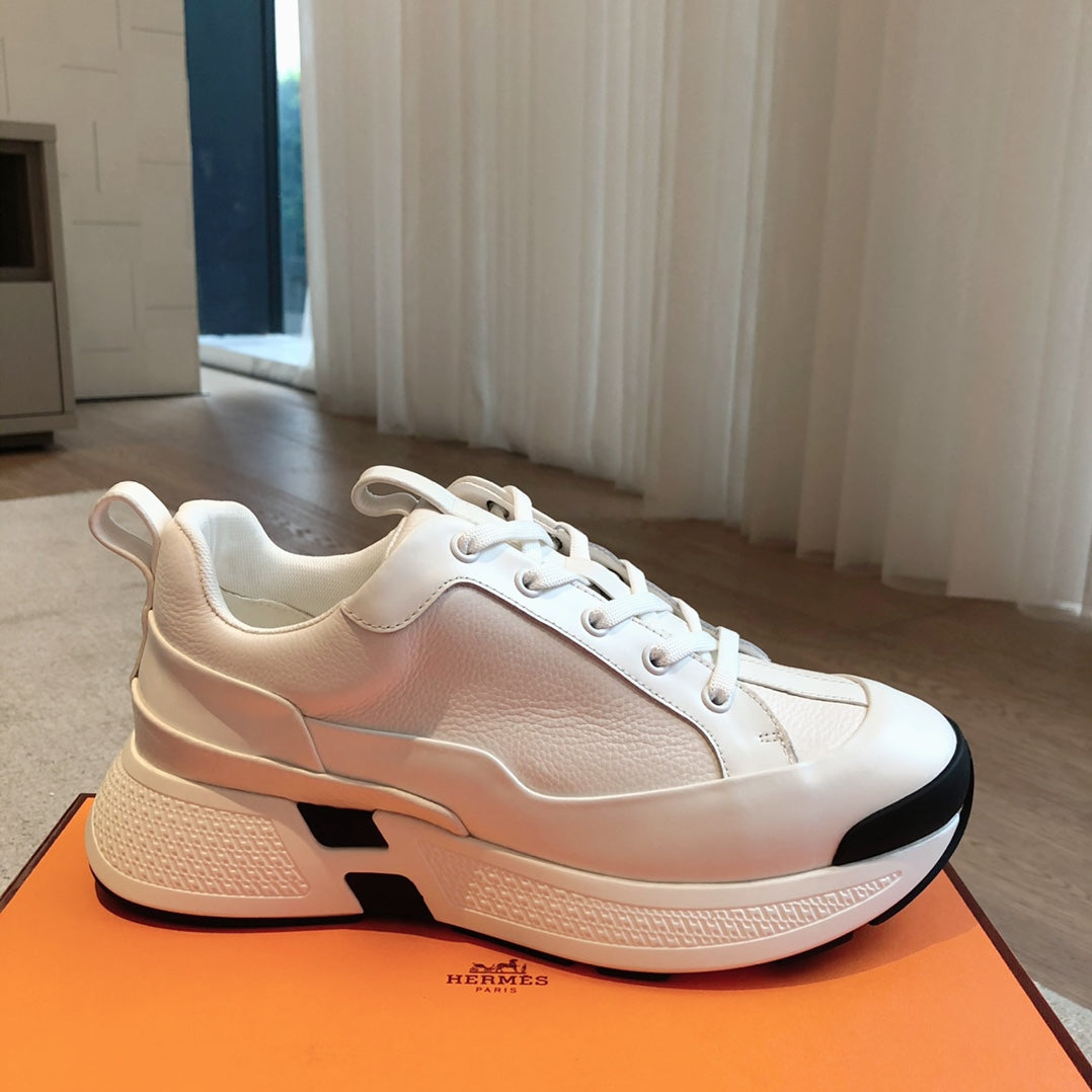 HM Just Sneaker White Suede
