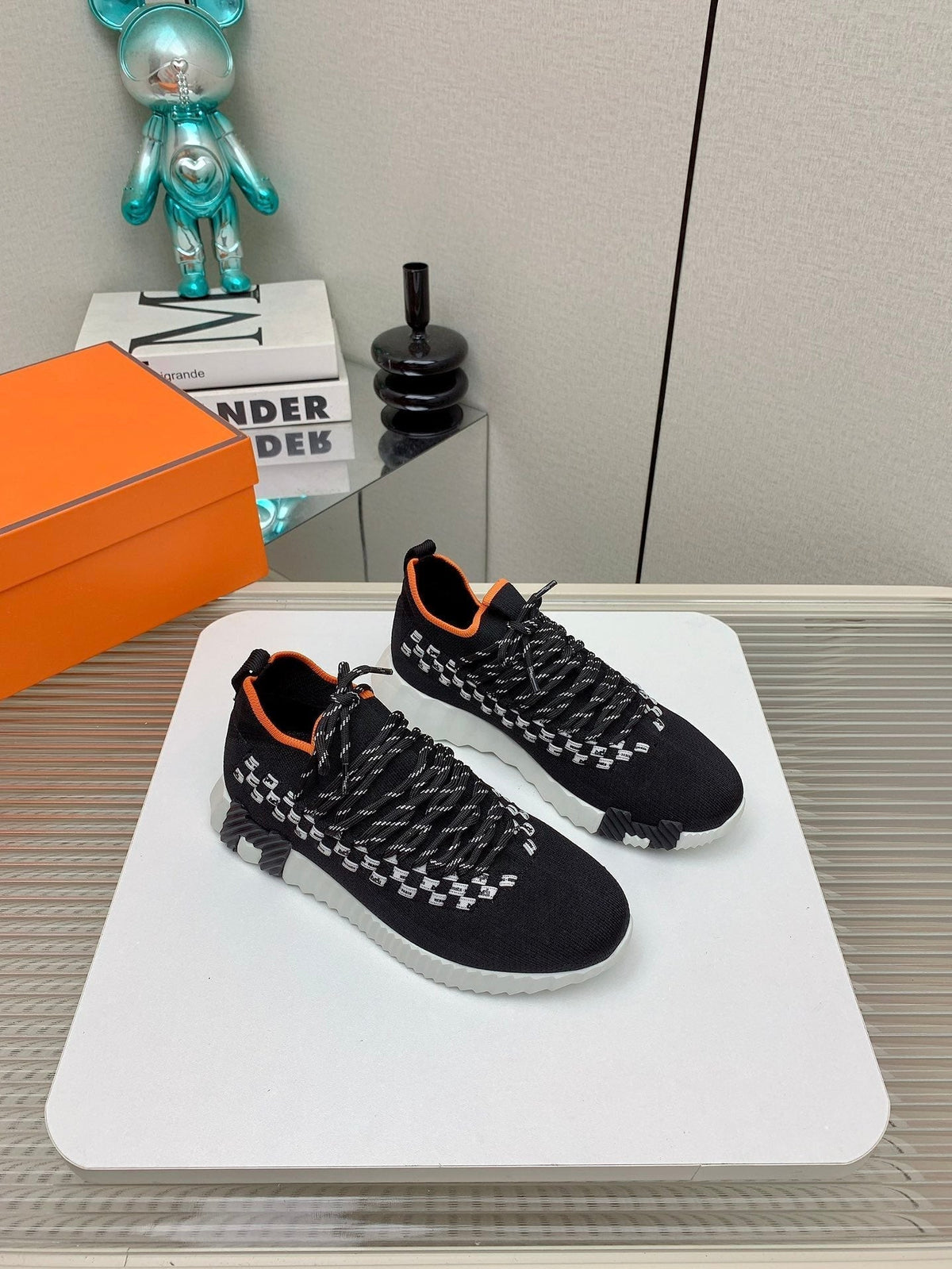 HM Flex slip-on sneaker In Black Woven Fabric 106318
