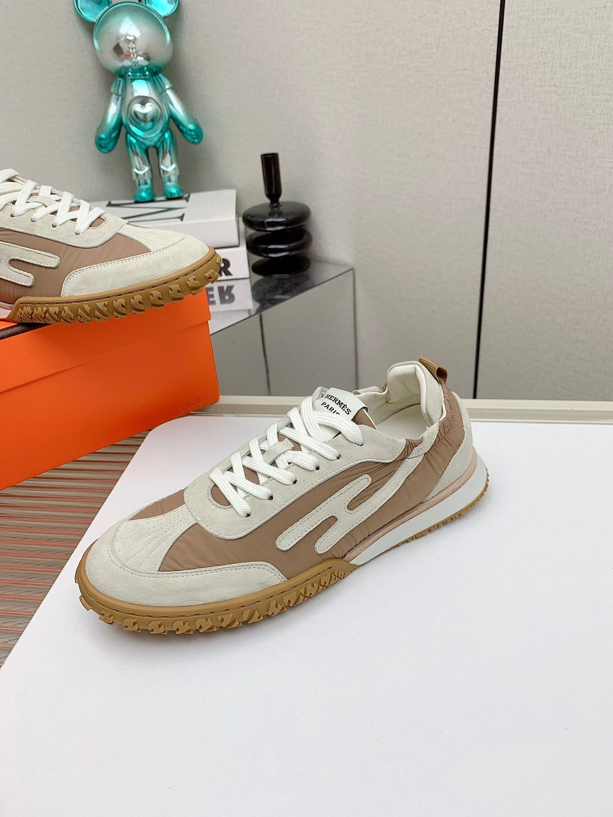 HM Jet Sneaker 20MM Brown Wind Cloth 106380