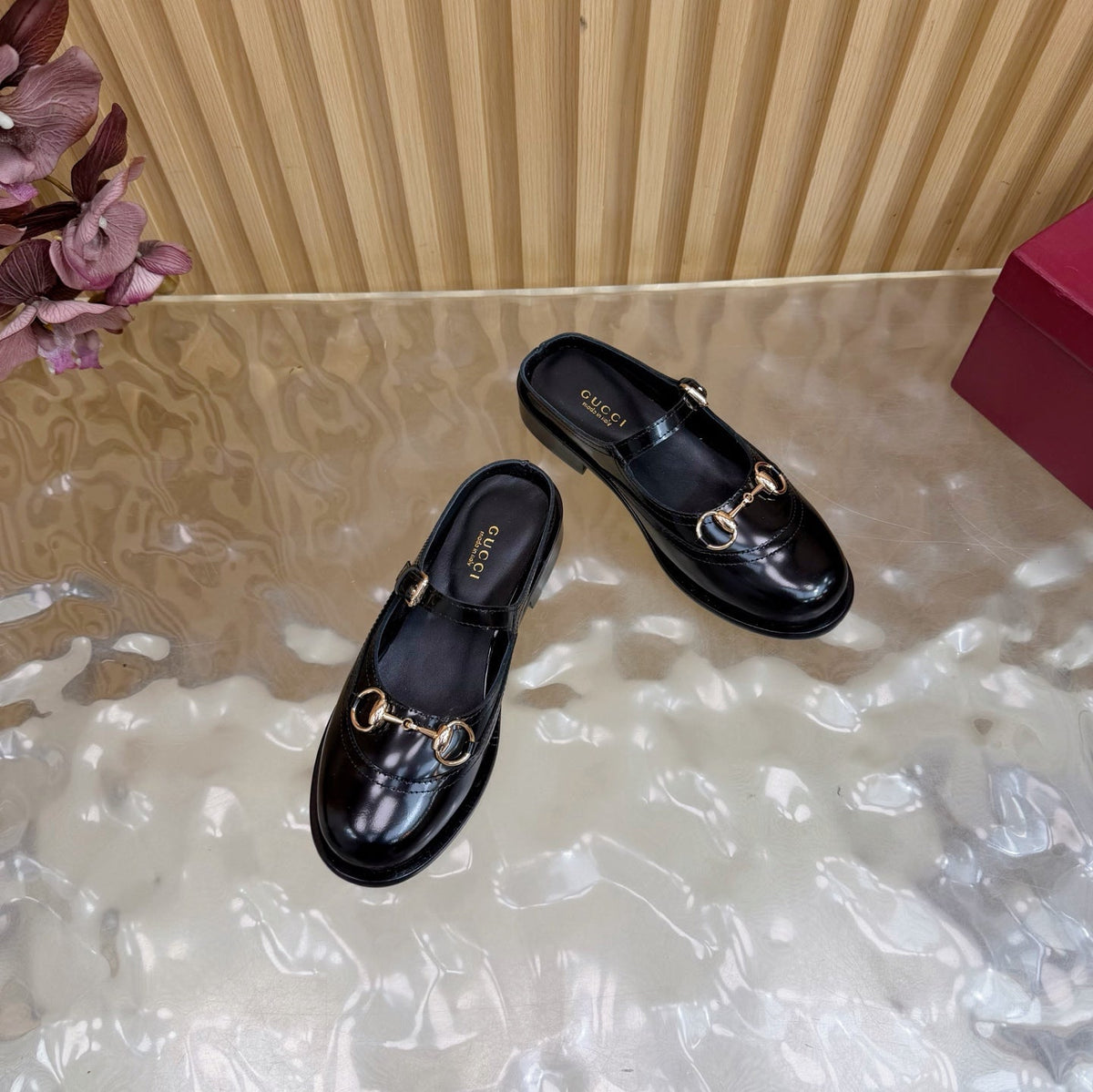 GG 26 Mule Black Sheepskin 589458