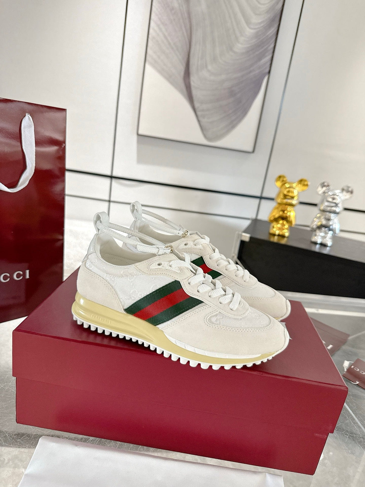 GC 2025 Re-Motion Sneaker White Suede Cowhide 292412
