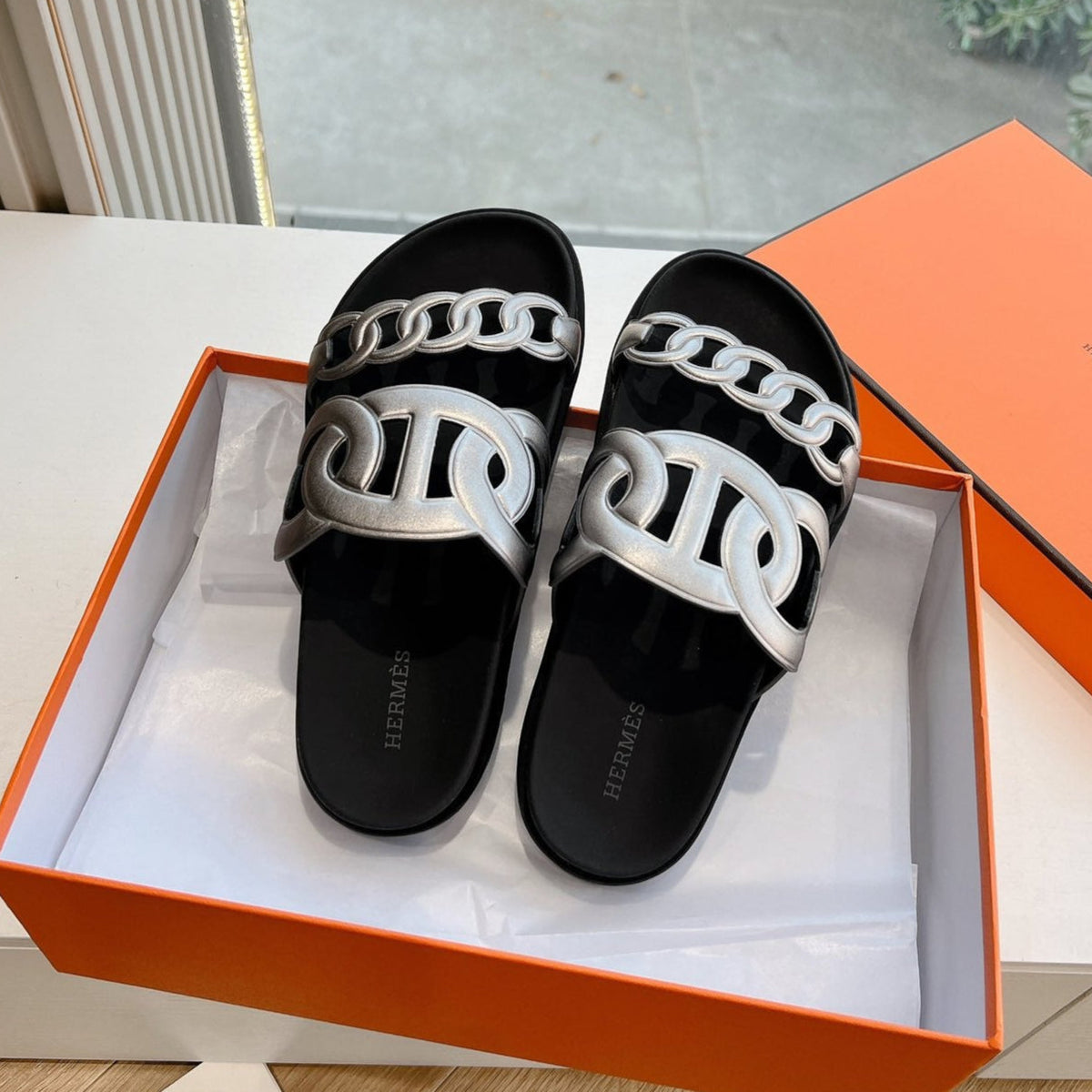 HM 25 Extra Sandal Black Silver Metalic Calfskin