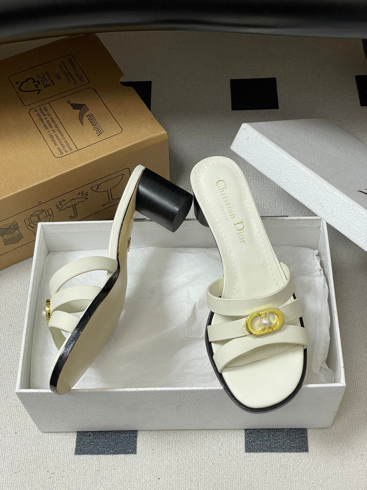 CD 26 Chunky Heel Sandals 50 White Leather 593525