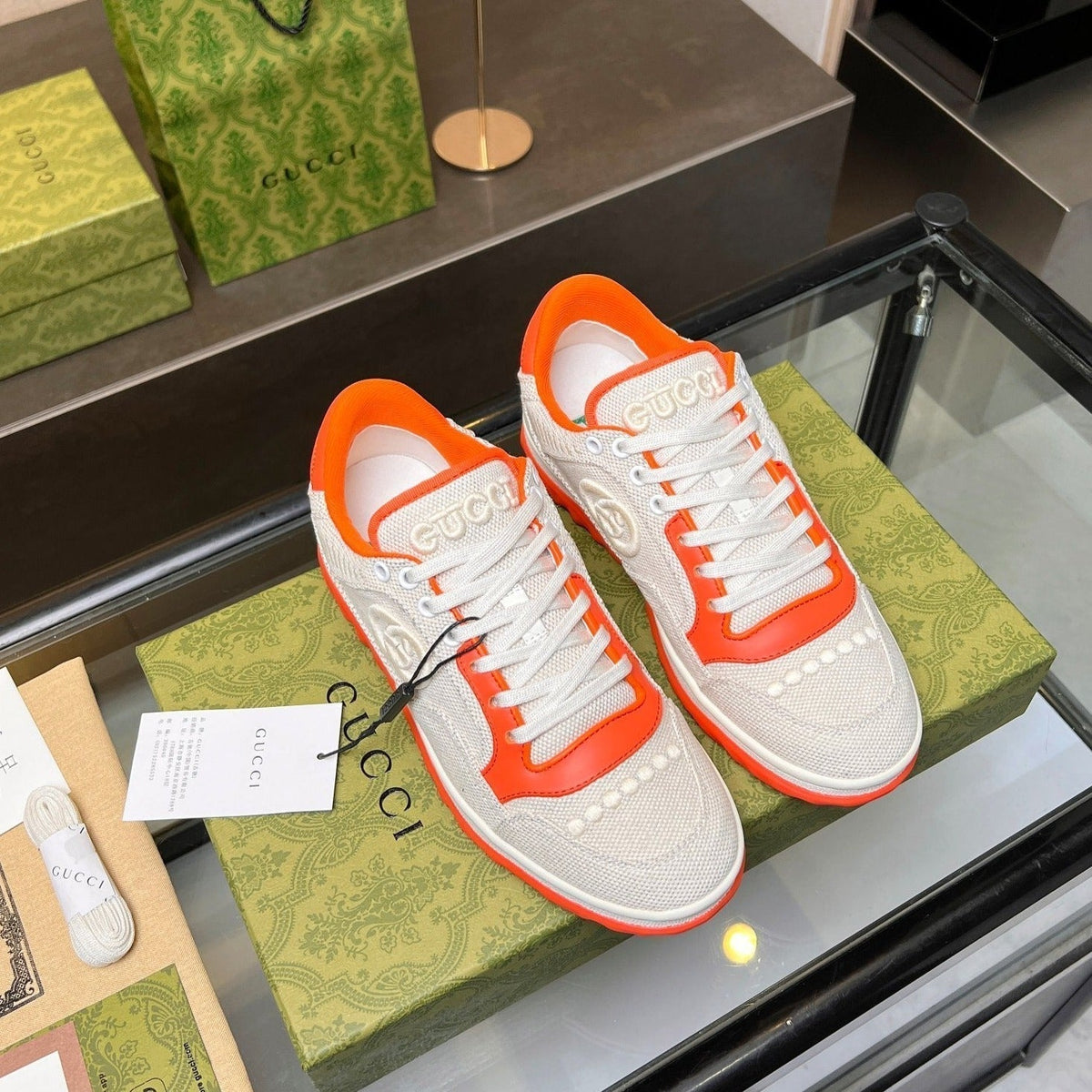 GG MAC80 TRAINER CREAMY WHITE AND ORANGE CALFSKIN