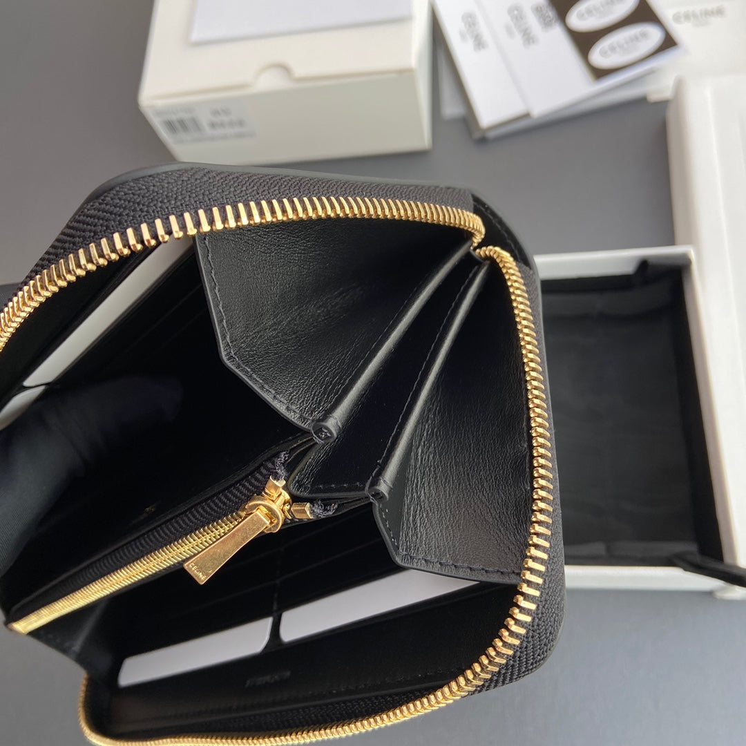 TRIOMPHE Long Zipper Closure Bag Black Shiny Cowhide