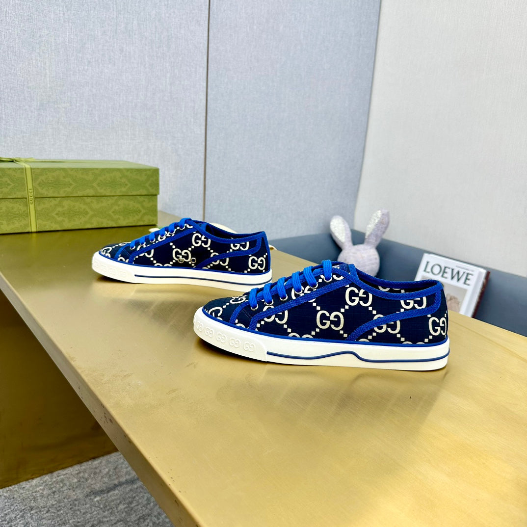 GG TENNIS 1977 TRAINER BLACK AND COBALT CANVAS