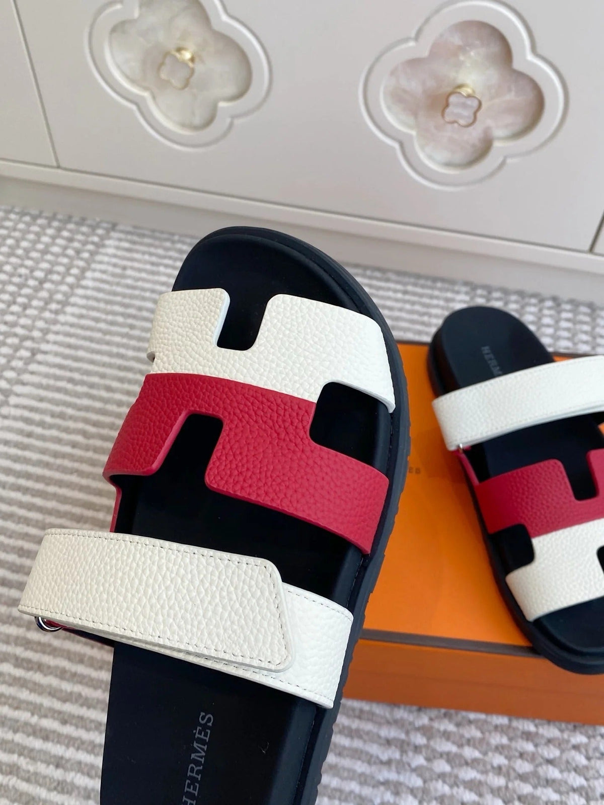 HM 2026 Velcro Slippers Black White Red Cowhide 667465